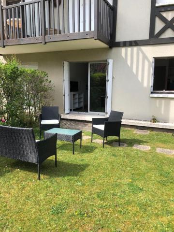 Magnifique 2P En Rez-De-Jardin Oriente Sud A 2 Pas De La Plage Cabourg Buitenkant foto